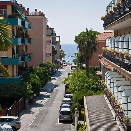 Linda Aparthotel San Bartolomeo Al Mare