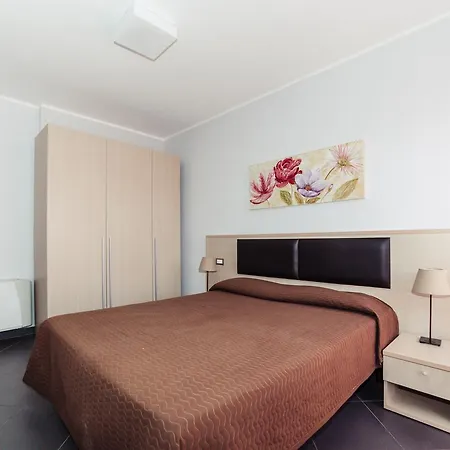 Aparthotel Linda 3*