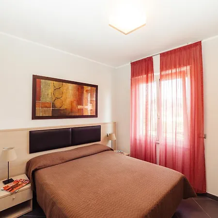 Linda Aparthotel