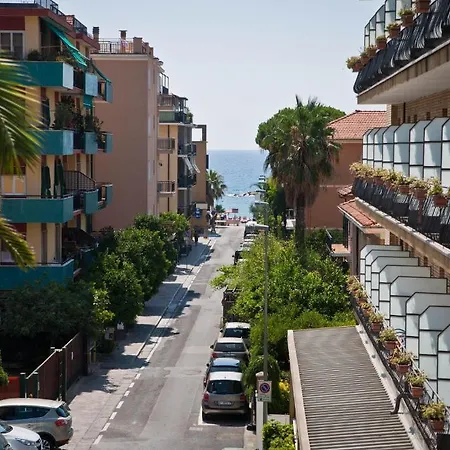 Linda Aparthotel San Bartolomeo Al Mare